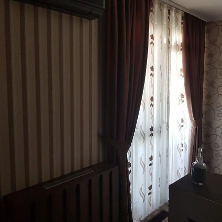 Apartament Karla Oradea Bagian luar foto