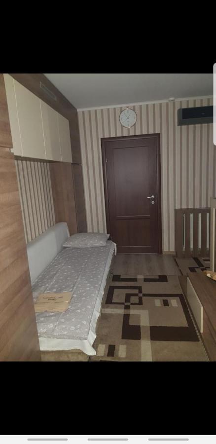 Apartament Karla Oradea Bagian luar foto