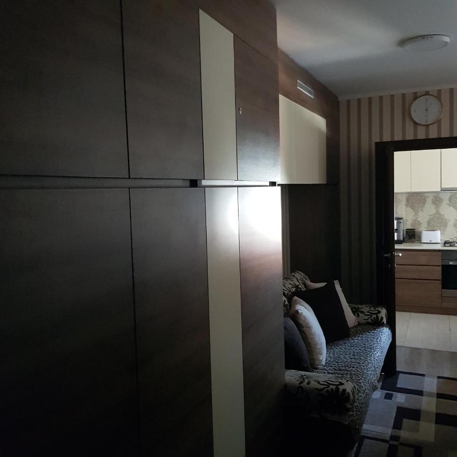 Apartament Karla Oradea Bagian luar foto