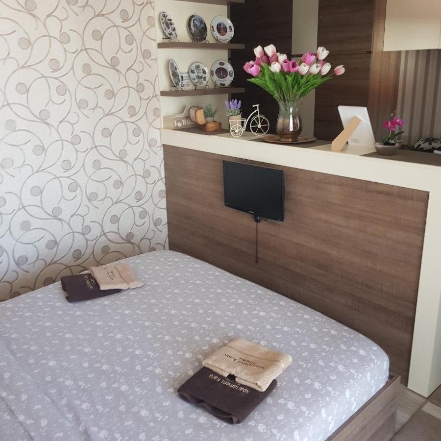Apartament Karla Oradea Bagian luar foto