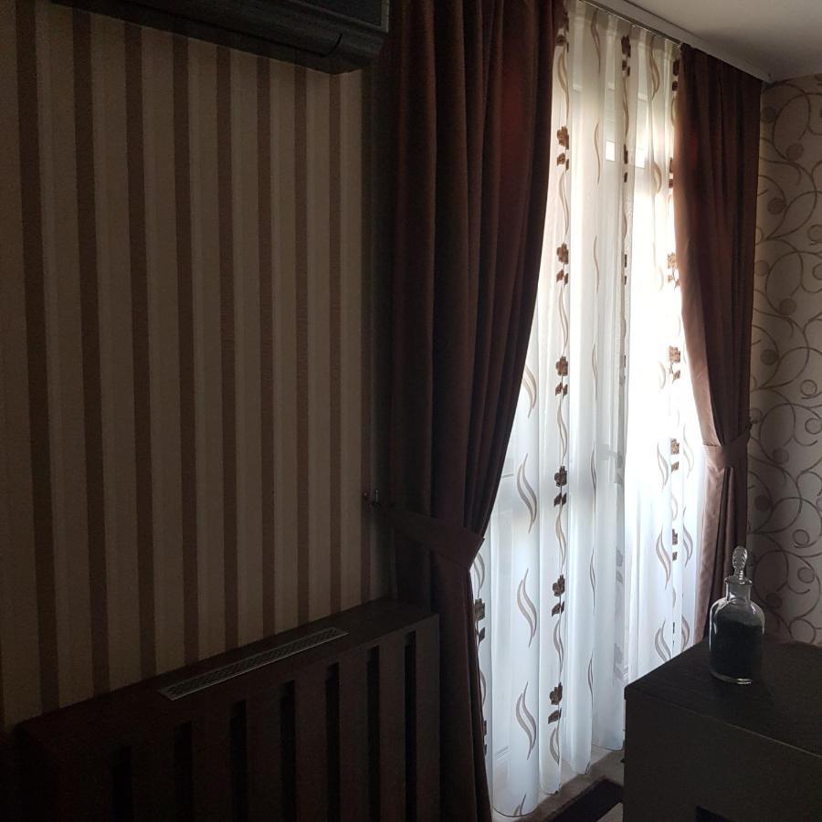 Apartament Karla Oradea Bagian luar foto