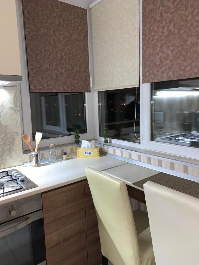Apartament Karla Oradea Bagian luar foto